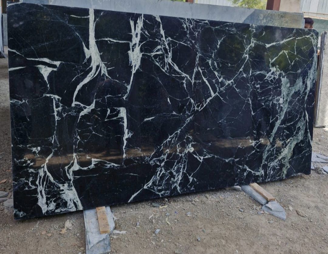 Black Veined Granite Slab